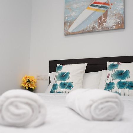Ayz Luis Cabrera-Auto Check-In Property มาดริด ภายนอก รูปภาพ