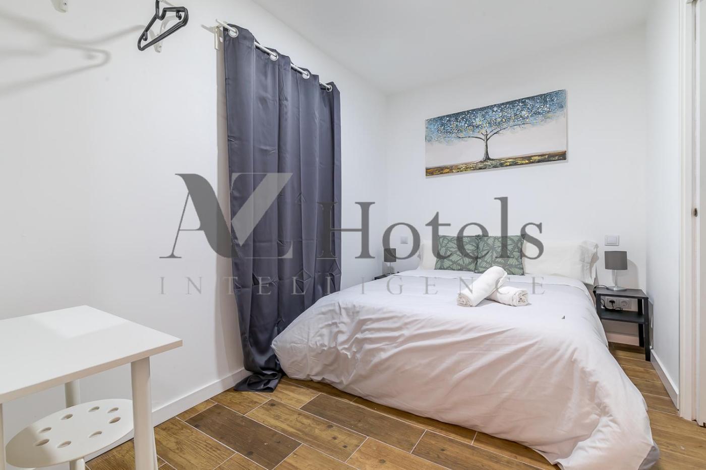 Ayz Luis Cabrera-Auto Check-In Property มาดริด ภายนอก รูปภาพ
