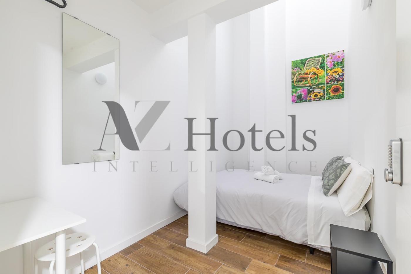 Ayz Luis Cabrera-Auto Check-In Property มาดริด ภายนอก รูปภาพ