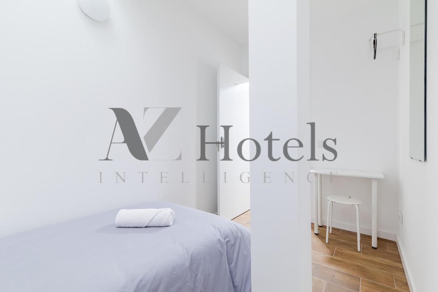 Ayz Luis Cabrera-Auto Check-In Property มาดริด ภายนอก รูปภาพ